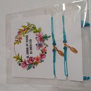 MOM'S LOVE IS INFINITE